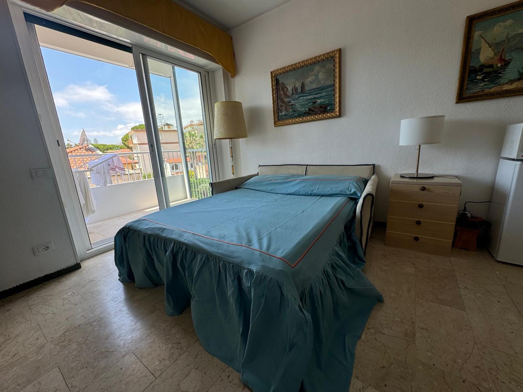Tirrenia Beach House - Sea Front With Private Beach Sanremo Esterno foto